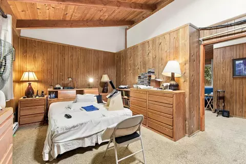Bedroom - 16960-16962 Taylor Ln, Occidental, CA 95465 photo 1 of 3