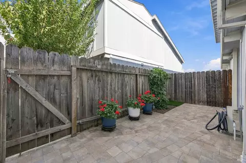 Exterior - 331 E T St, Benicia, CA 94510 photo 5 of 6