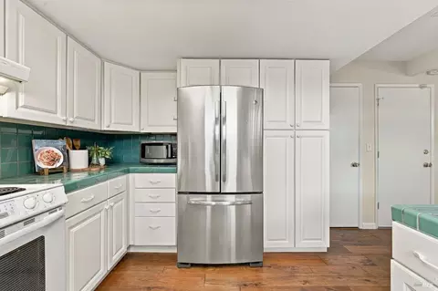 Kitchen - 331 E T St, Benicia, CA 94510 photo 2 of 3