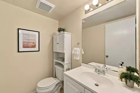 Bath - 331 E T St, Benicia, CA 94510 photo 4 of 4