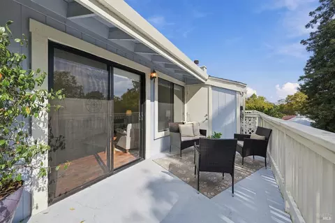 Exterior - 331 E T St, Benicia, CA 94510 photo 2 of 6