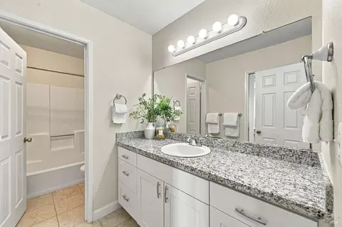 Bath - 331 E T St, Benicia, CA 94510 photo 1 of 4