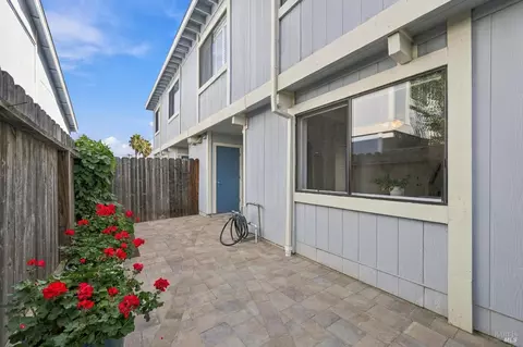 Exterior - 331 E T St, Benicia, CA 94510 photo 3 of 6