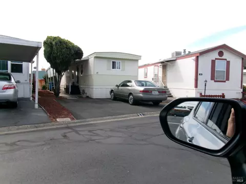 17 Bayberry St, Vallejo, CA 94589 photo 2