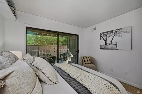 Bedroom - 7 Josefa Ct, Novato, CA 94949 photo 5 of 5