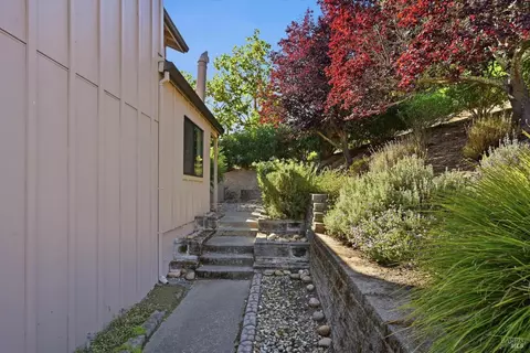 Exterior - 7 Josefa Ct, Novato, CA 94949 photo 1 of 9