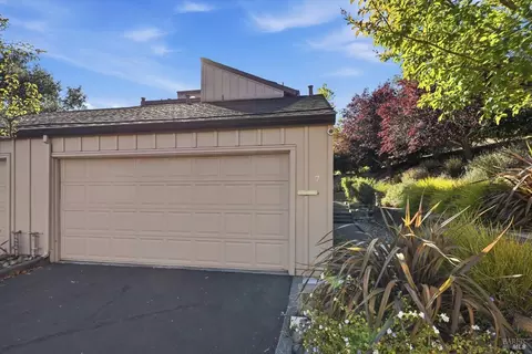 Exterior - 7 Josefa Ct, Novato, CA 94949 photo 6 of 9