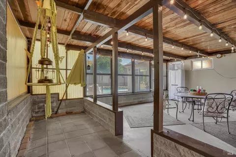 Exterior - 156 Heartwood Ct, Vallejo, CA 94591 photo 7 of 8
