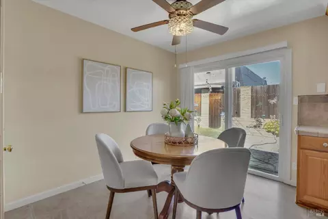 Dining - 156 Heartwood Ct, Vallejo, CA 94591 photo 1 of 1