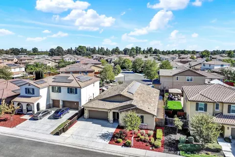 View/Area - 1680 Gold St, Dixon, CA 95620 photo 1 of 7