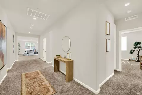 Entry Way - 1680 Gold St, Dixon, CA 95620 photo 2 of 4