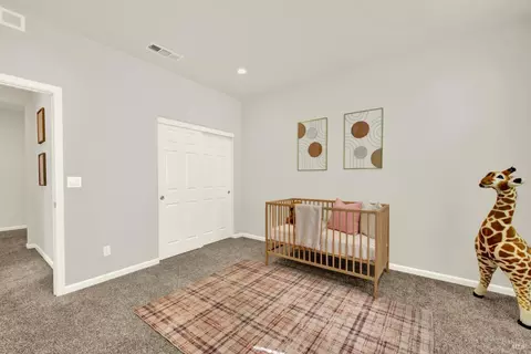 Bedroom - 1680 Gold St, Dixon, CA 95620 photo 6 of 10