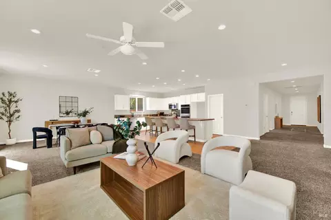 Living - 1680 Gold St, Dixon, CA 95620 photo 1 of 3