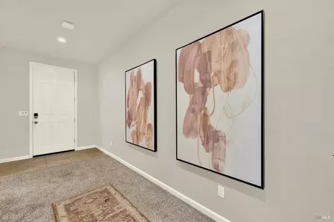 Entry Way - 1680 Gold St, Dixon, CA 95620 photo 3 of 4