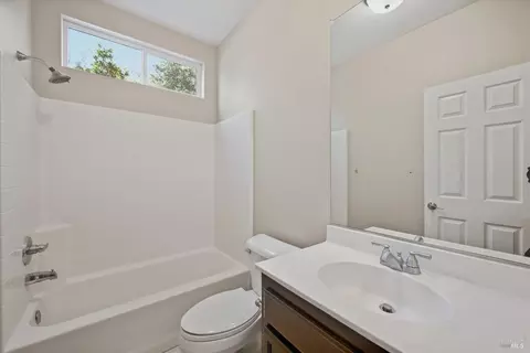 Bath - 7648 12th Hole Dr, Windsor, CA 95492 photo 1 of 4