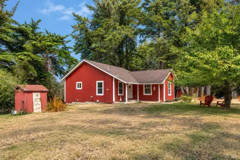26800 N Highway 1, Fort Bragg, CA 95437