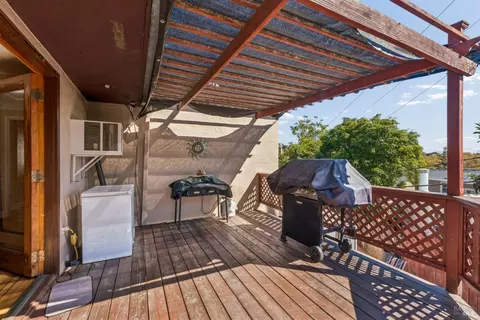 Exterior - 151 Greenfield Ave, Vallejo, CA 94590 photo 5 of 9