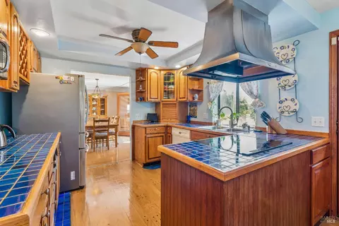 Kitchen - 151 Greenfield Ave, Vallejo, CA 94590 photo 2 of 4