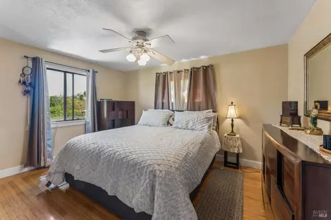 Bedroom - 151 Greenfield Ave, Vallejo, CA 94590 photo 2 of 5