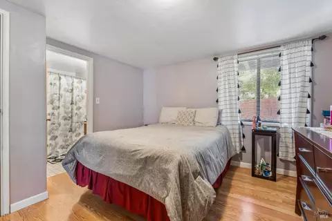 Bedroom - 151 Greenfield Ave, Vallejo, CA 94590 photo 4 of 5