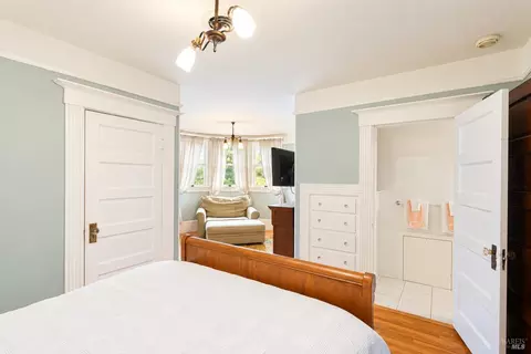 Bedroom - 302 N Main St, Cloverdale, CA 95425 photo 3 of 13