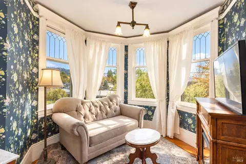 Living - 302 N Main St, Cloverdale, CA 95425 photo 2 of 6