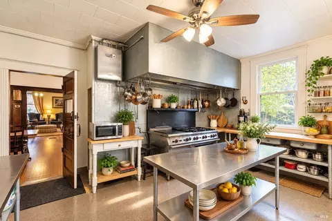 Kitchen - 302 N Main St, Cloverdale, CA 95425 photo 2 of 3