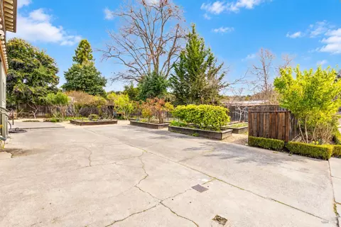 Exterior - 302 N Main St, Cloverdale, CA 95425 photo 14 of 15