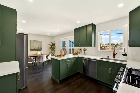 Kitchen - 15 Falcon Dr, Vallejo, CA 94589 photo 5 of 7