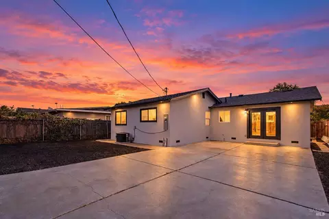 Exterior - 15 Falcon Dr, Vallejo, CA 94589 photo 3 of 12