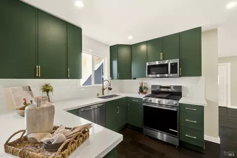 Kitchen - 15 Falcon Dr, Vallejo, CA 94589 photo 3 of 7