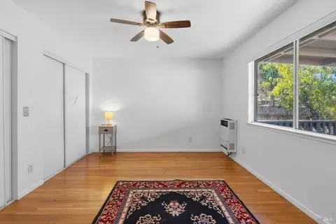 Bedroom - 427 5th St, Vallejo, CA 94590 photo 4 of 4