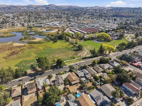 View/Area - 427 5th St, Vallejo, CA 94590 photo 5 of 7