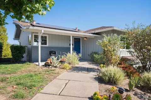 4 Longfellow Rd, Mill Valley, CA 94941
