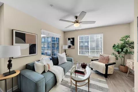 Living - 498 E St, Benicia, CA 94510 photo 3 of 4