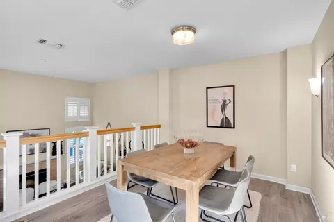 Dining - 498 E St, Benicia, CA 94510 photo 3 of 4