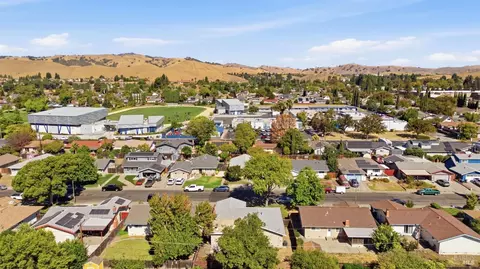 View/Area - 249 Jasmine St, Fairfield, CA 94533 photo 8 of 8