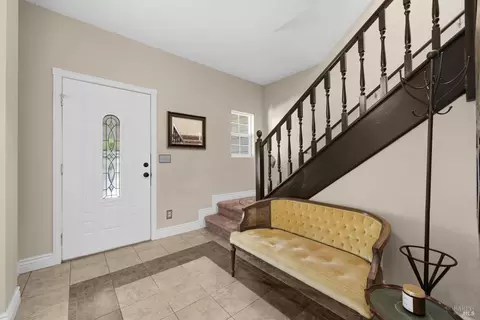 Entry Way - 416 Limerick Way, Vacaville, CA 95688 photo 3 of 4