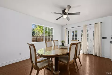 Dining - 416 Limerick Way, Vacaville, CA 95688 photo 2 of 2
