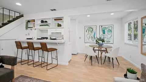 1870 Dorado Ct, Santa Rosa, CA 95403