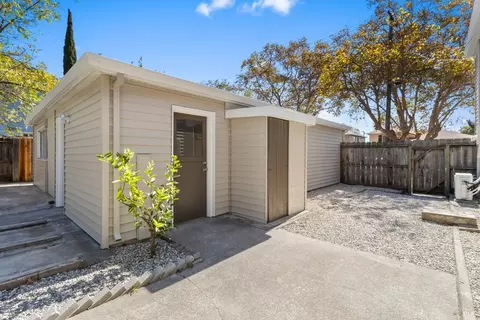Exterior - 734 Illinois St, Vallejo, CA 94590 photo 15 of 15