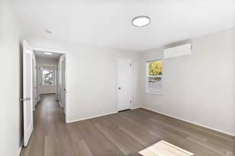 Bedroom - 734 Illinois St, Vallejo, CA 94590 photo 5 of 7