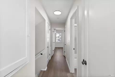 Entry Way - 734 Illinois St, Vallejo, CA 94590 photo 10 of 10