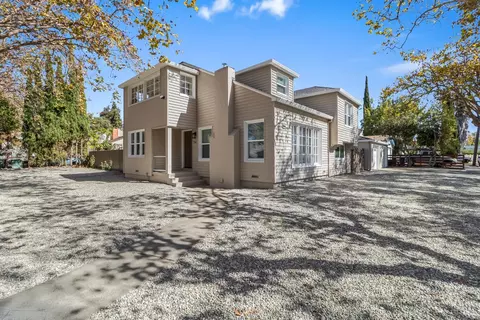 Exterior - 734 Illinois St, Vallejo, CA 94590 photo 3 of 15