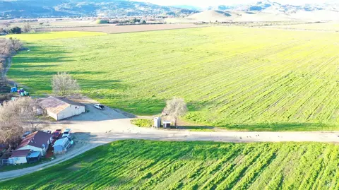 4683 Abernathy Rd, Fairfield, CA 94534 photo 2