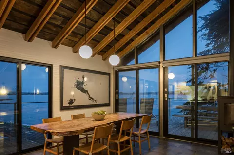 Dining - 509 Smith Brothers Rd, Bodega Bay, CA 94923 photo 2 of 2