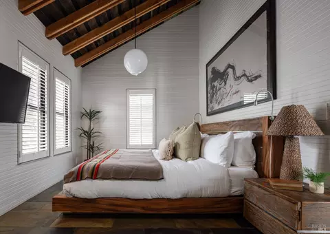 Bedroom - 509 Smith Brothers Rd, Bodega Bay, CA 94923 photo 1 of 2