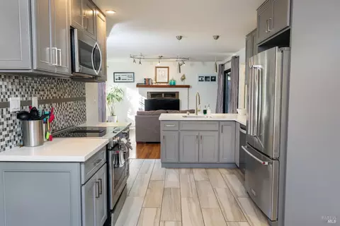 Kitchen - 141 Theodor Ln, Sonoma, CA 95476 photo 2 of 3