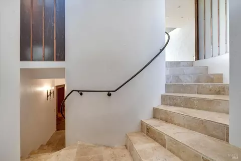 Entry Way - 3003 Castle Rd, Sonoma, CA 95476 photo 8 of 10