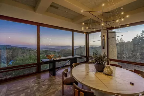 Dining - 3003 Castle Rd, Sonoma, CA 95476 photo 1 of 2